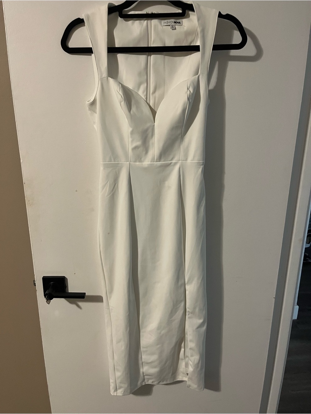 Fashion Nova White Fitted Midi Dress with Structured Bust